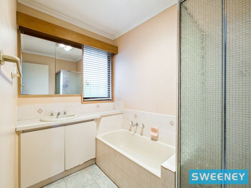 2 Cintra Court, Seabrook - Thumbnail 7