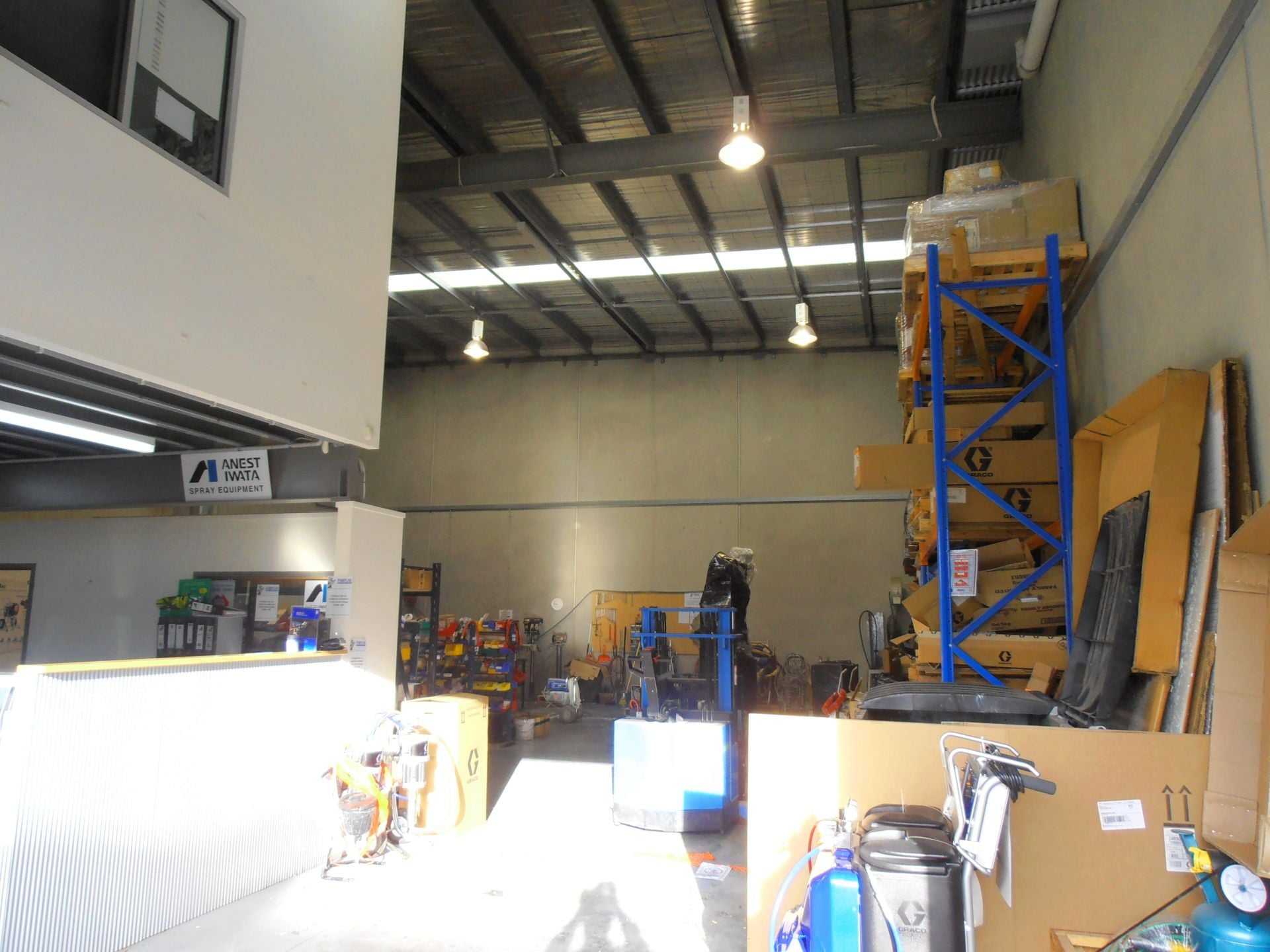 QUALITY OFFICE/WAREHOUSE
