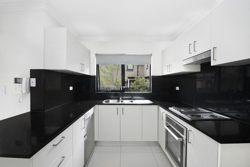 3/13 Durbar Avenue Kirrawee NSW, Kirrawee - Thumbnail 4