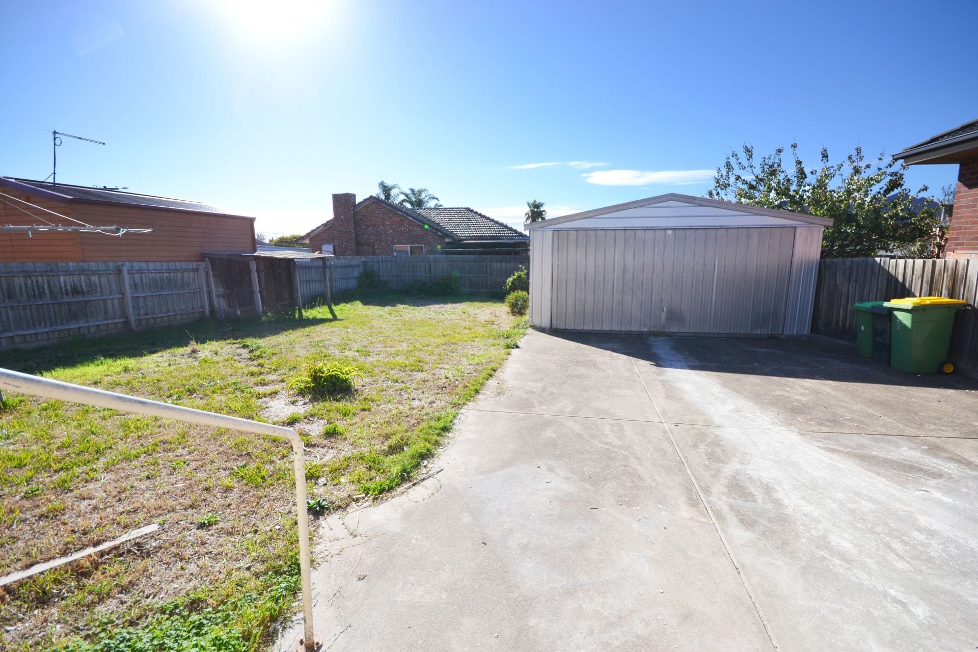 FABULOUS LOCATION & PRICED TO PLEASE