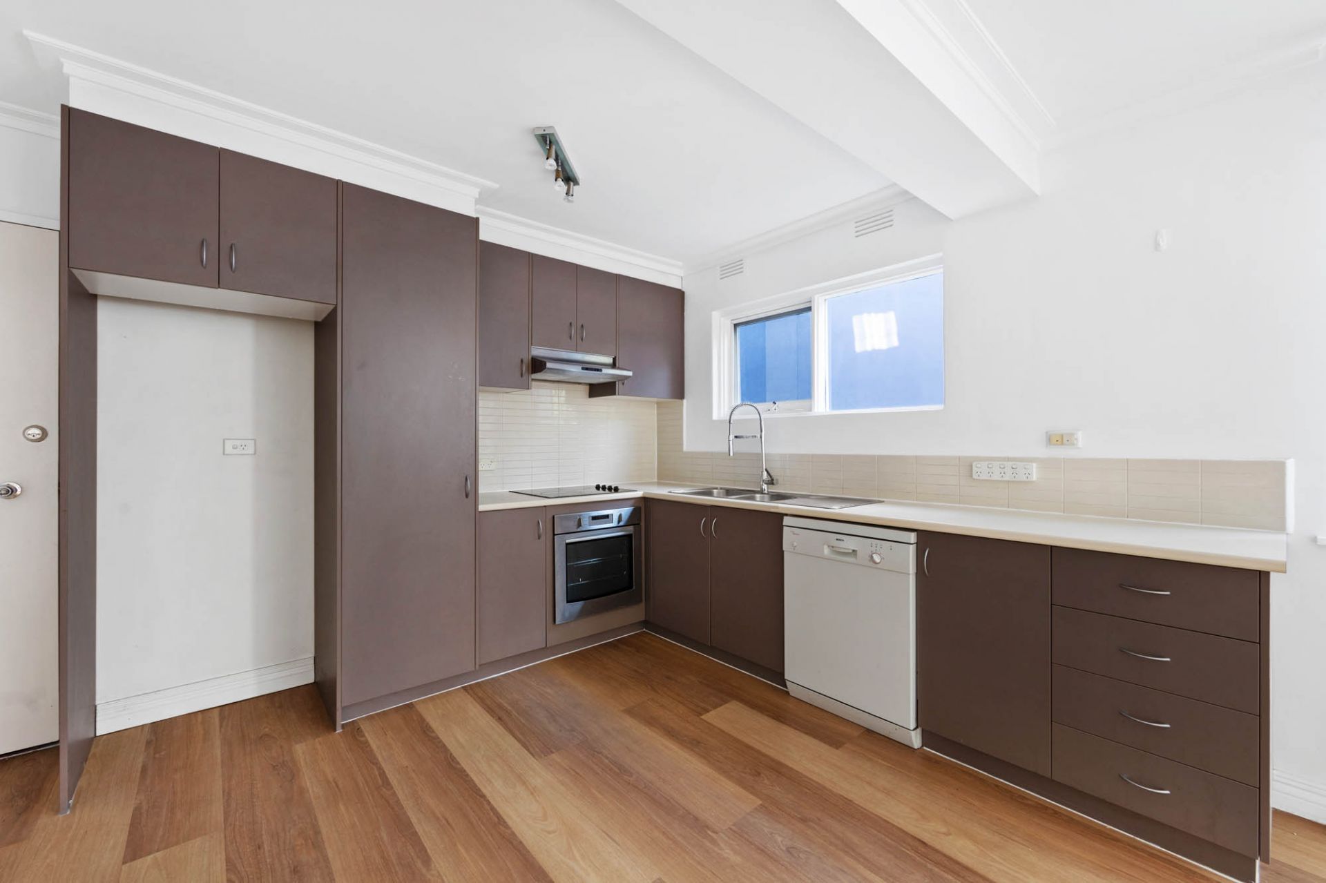 7/82 Cromwell Road, South Yarra - Thumbnail 2