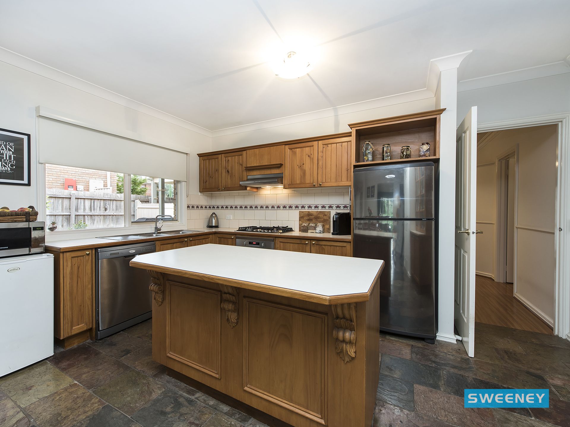 6 Hawkesbury Avenue, Hillside - Thumbnail 5