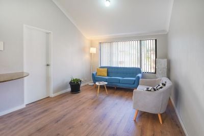 Dee Why - 12/15 Oaks Avenue