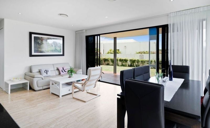 21 The Boulevarde, Benowa - Thumbnail 5
