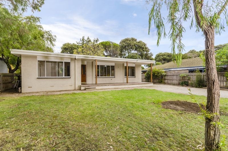 13 Saratoga Avenue BARWON HEADS VIC, Barwon Heads - Thumbnail 3