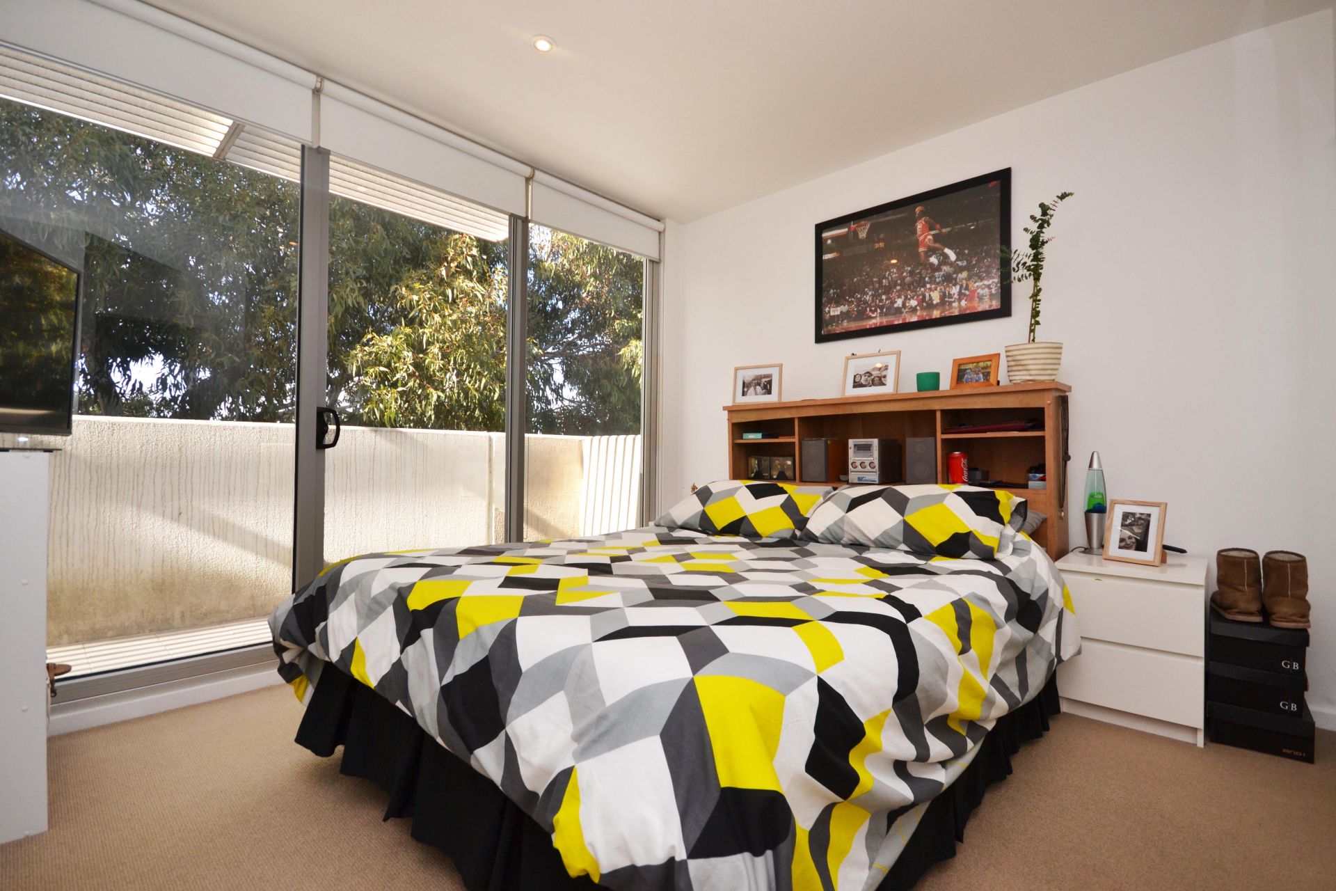 EXCLUSIVE APARTMENT LIVING