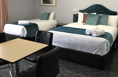 MOTEL FOR SALE - BUSY NEWELL HWY LOCATION - BEAUTIFUL PRESENTATION