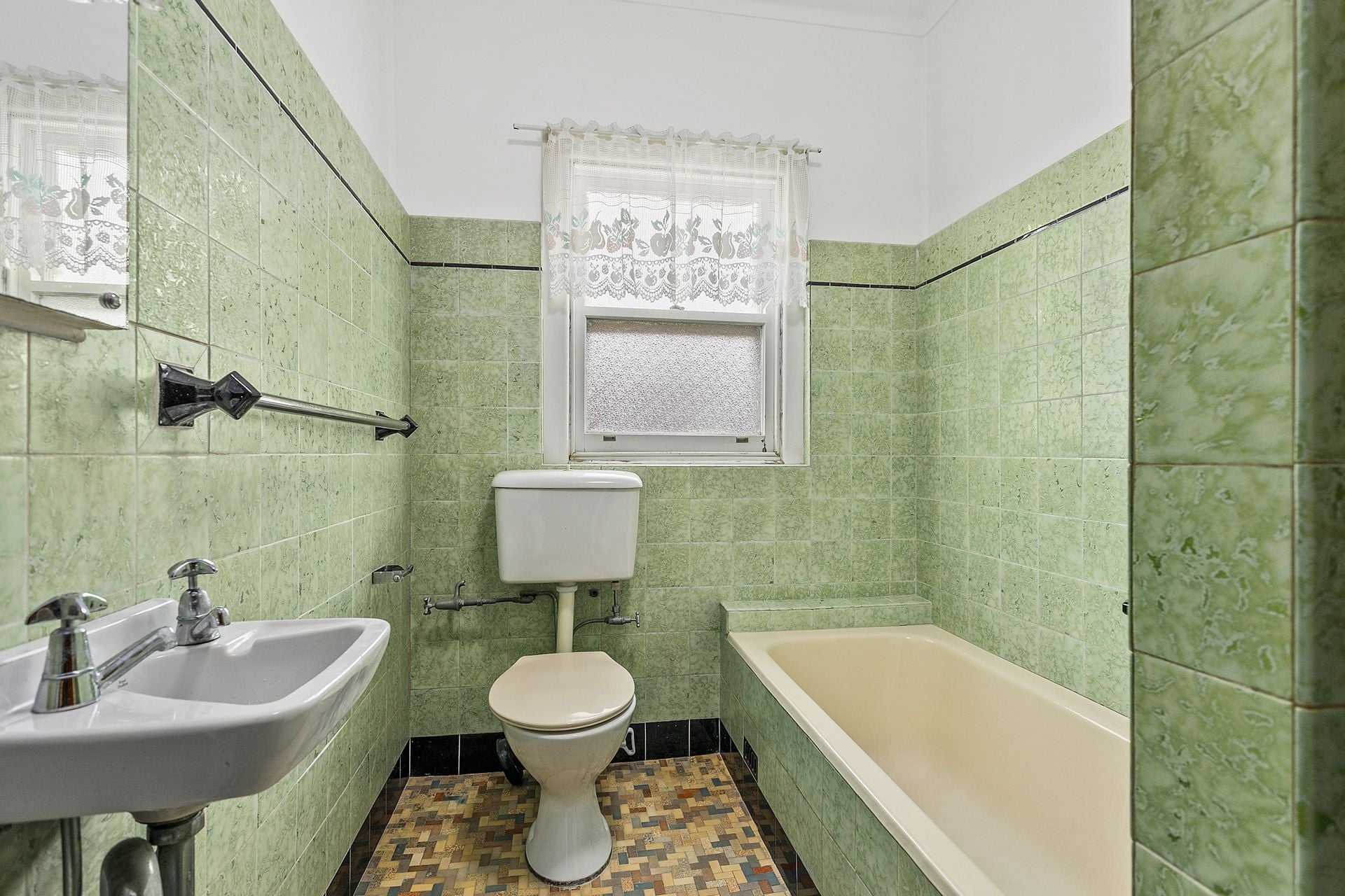 35 Eddystone Road Bexley NSW, Bexley - Thumbnail 7