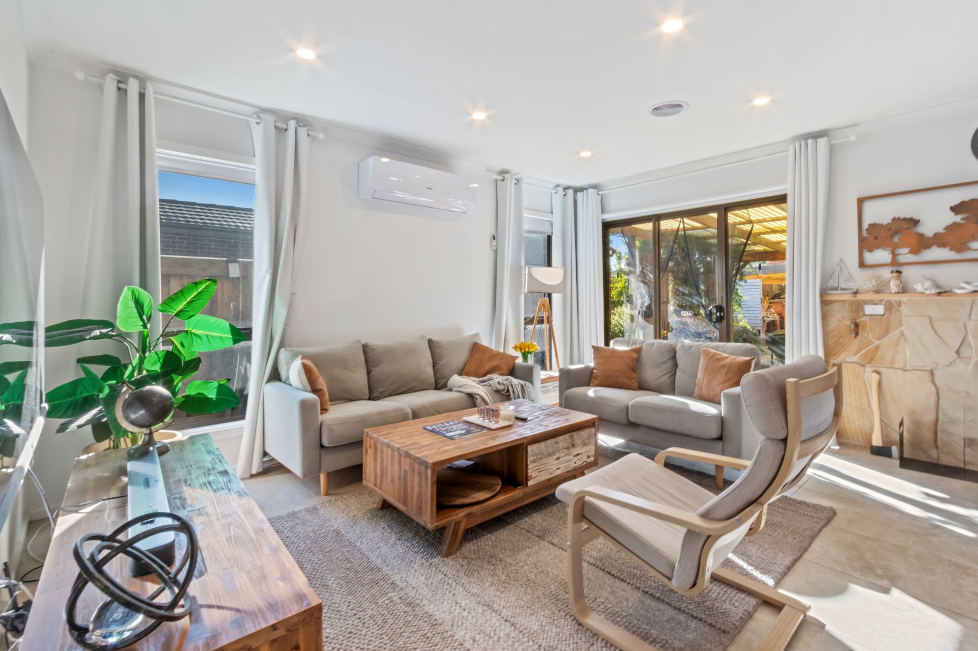 STUNNING FAMILY HOME