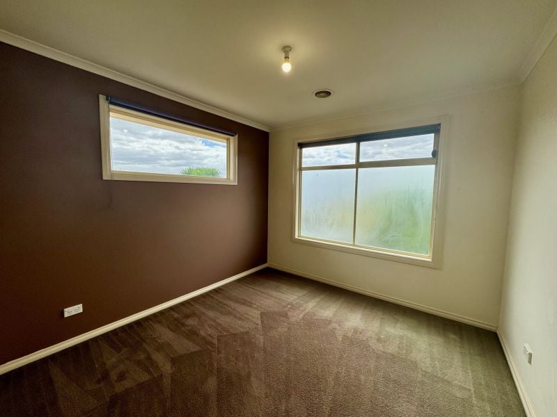 30/90 Edgars Road, Thomastown