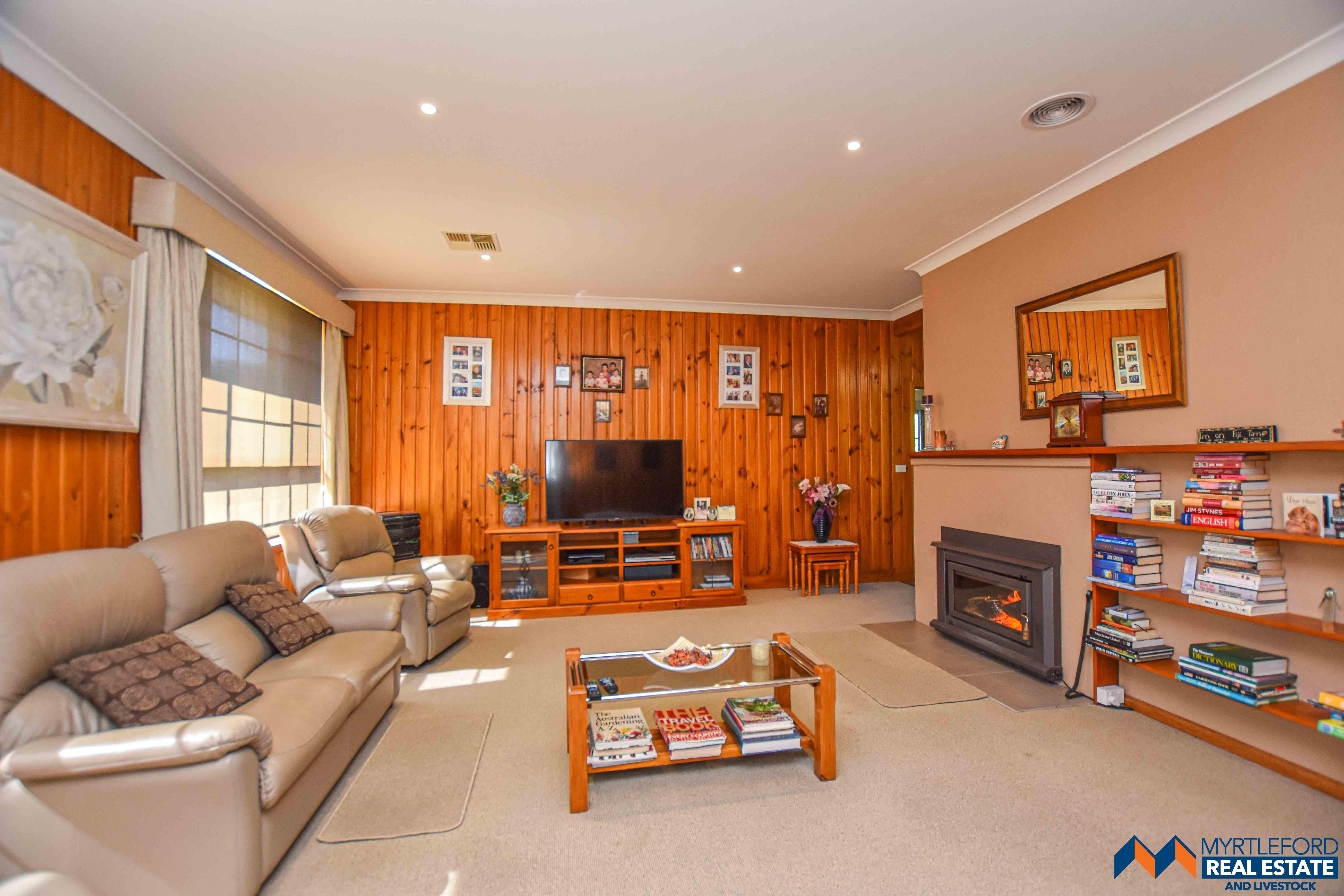 Real Estate For Sale 400 MyrtlefordYackandandah Road Myrtleford , VIC