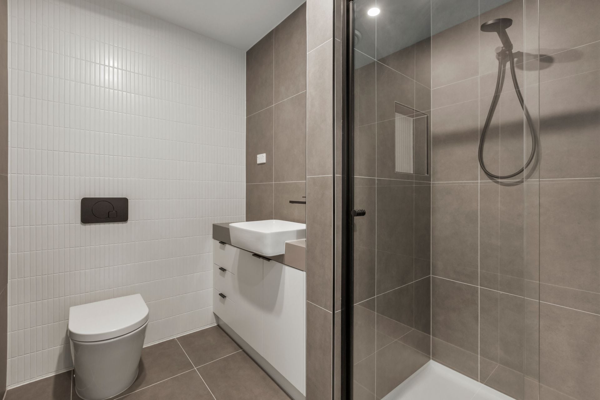 ARCHITECTURALLY DESIGNED RESIDENCES