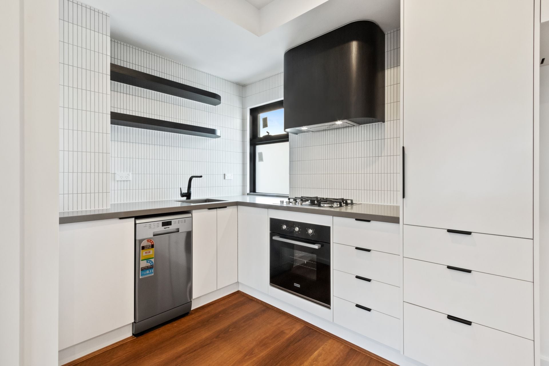 ARCHITECTURALLY DESIGNED RESIDENCES