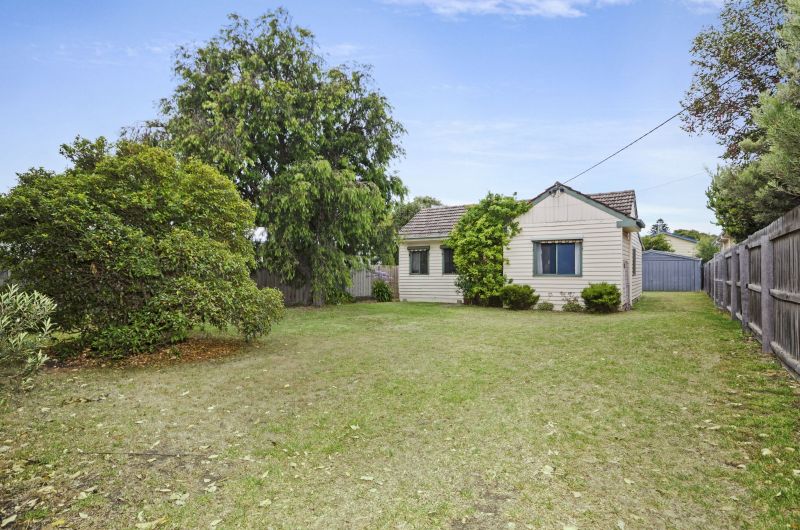 74 Golf Links Road Barwon Heads VIC, Barwon Heads - Thumbnail 2