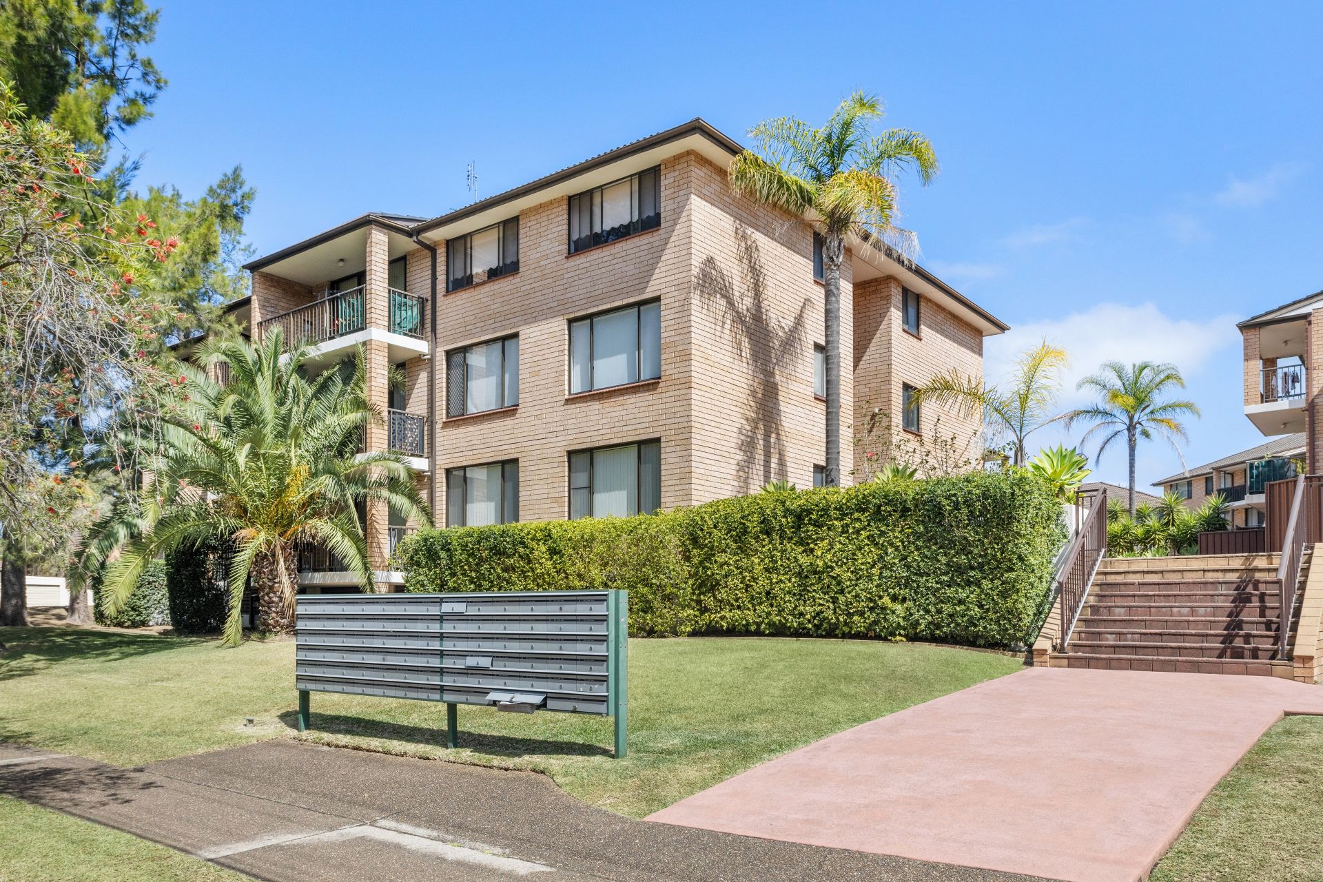 15/94-100 Flora Street, Sutherland NSW 2232