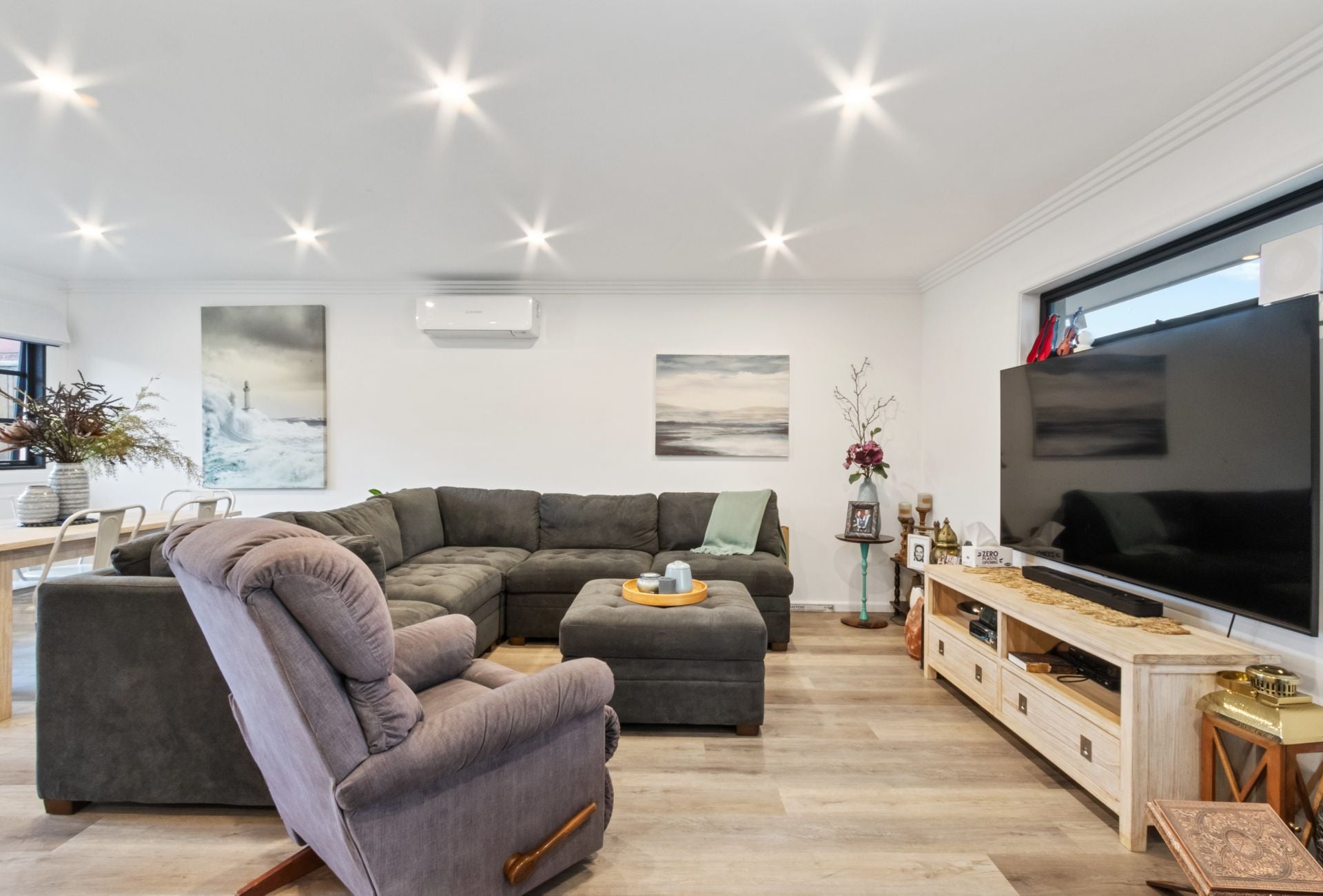 WELCOME TO YOUR MODERN SANCTUARY, WHERE LUXURY MEETS CONVENIENCE AT EVERY TURN