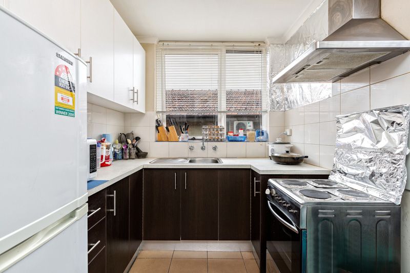 10/7 Gordon Street, Footscray - Thumbnail 2