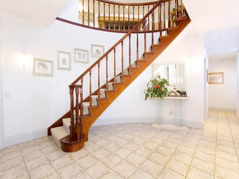 12 The Cloisters, St Ives