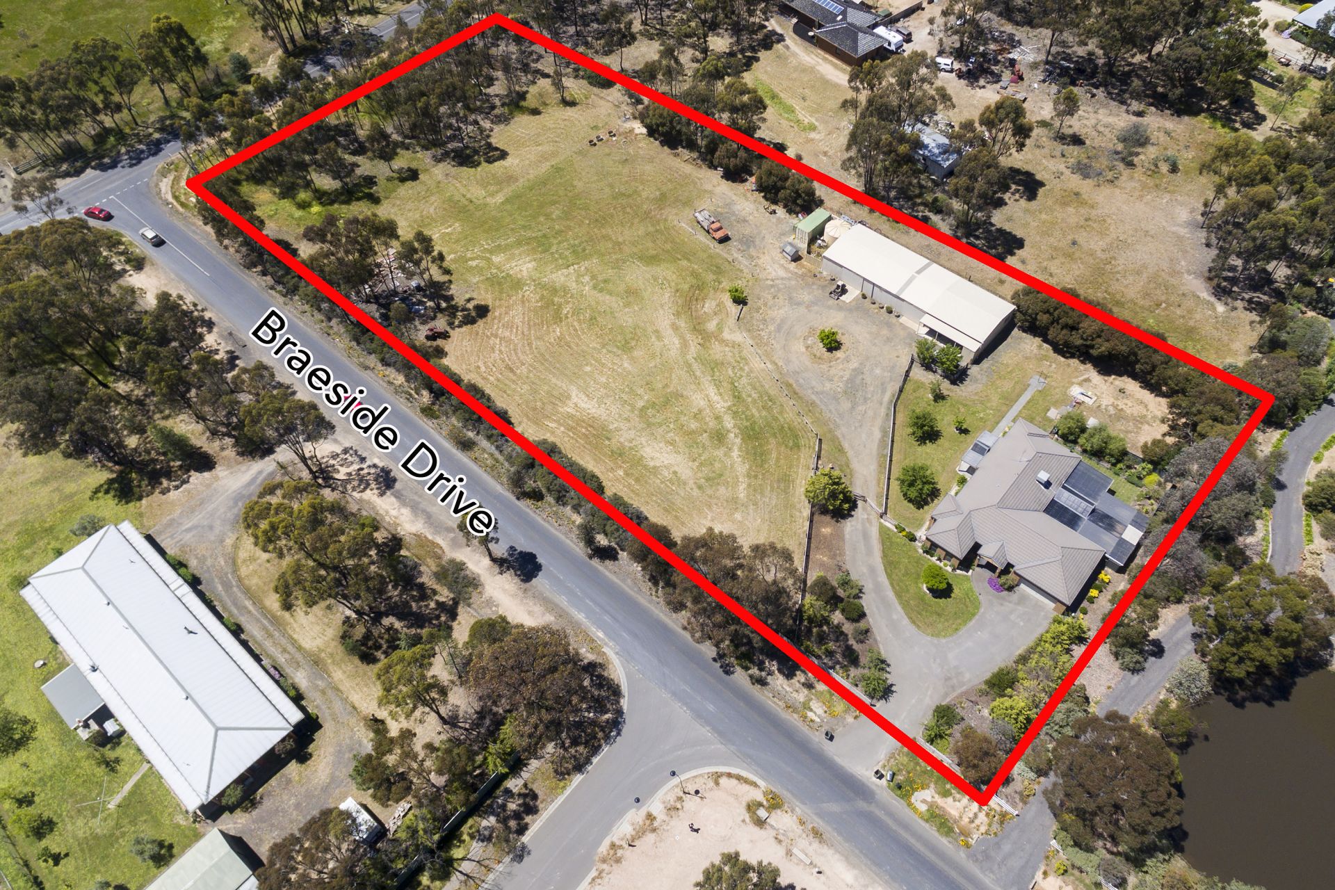 1 Braeside Drive, Junortoun Dungey Carter Ketterer