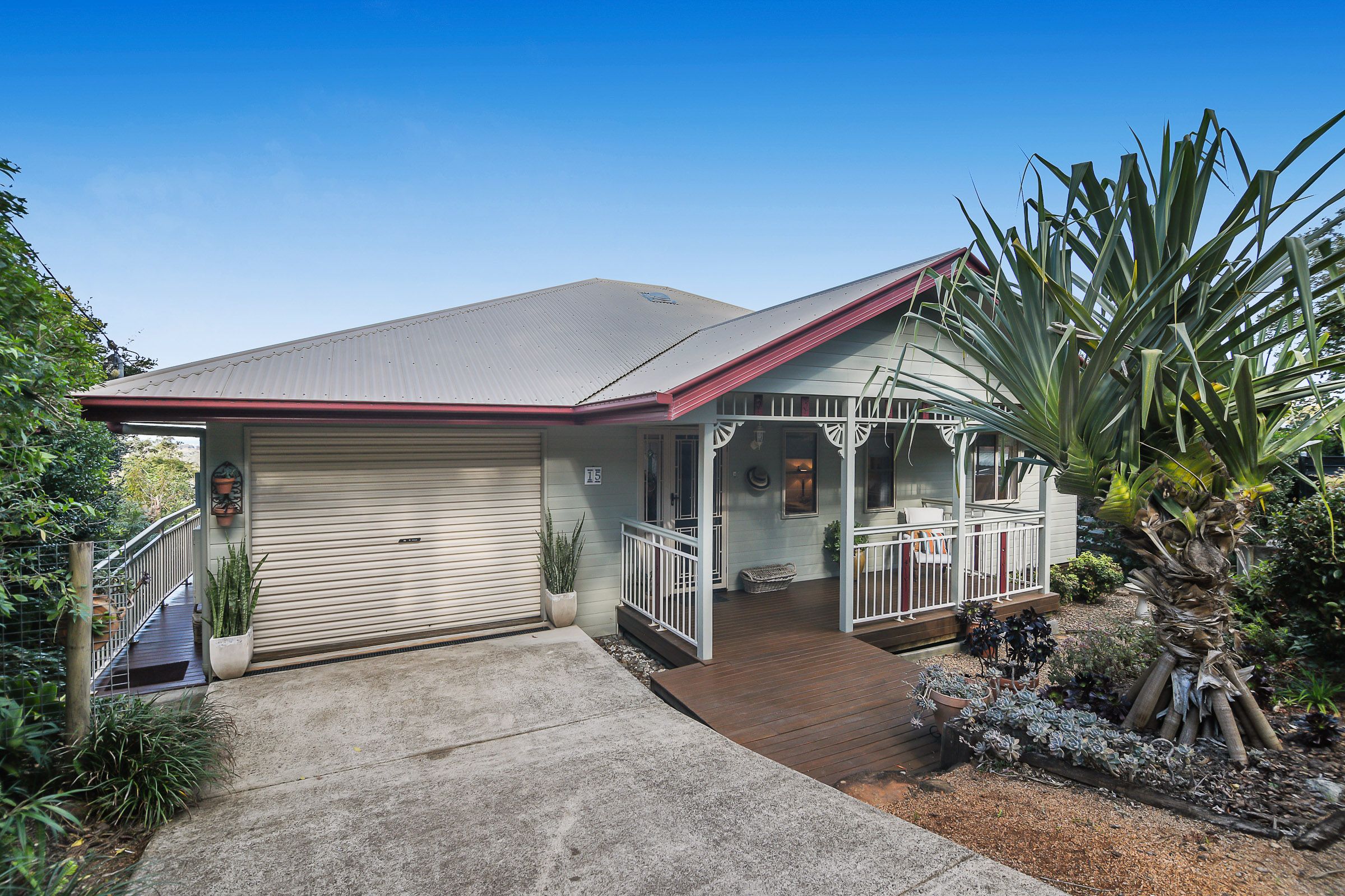 Real Estate For Sale 15 Deodar Court Mapleton , QLD