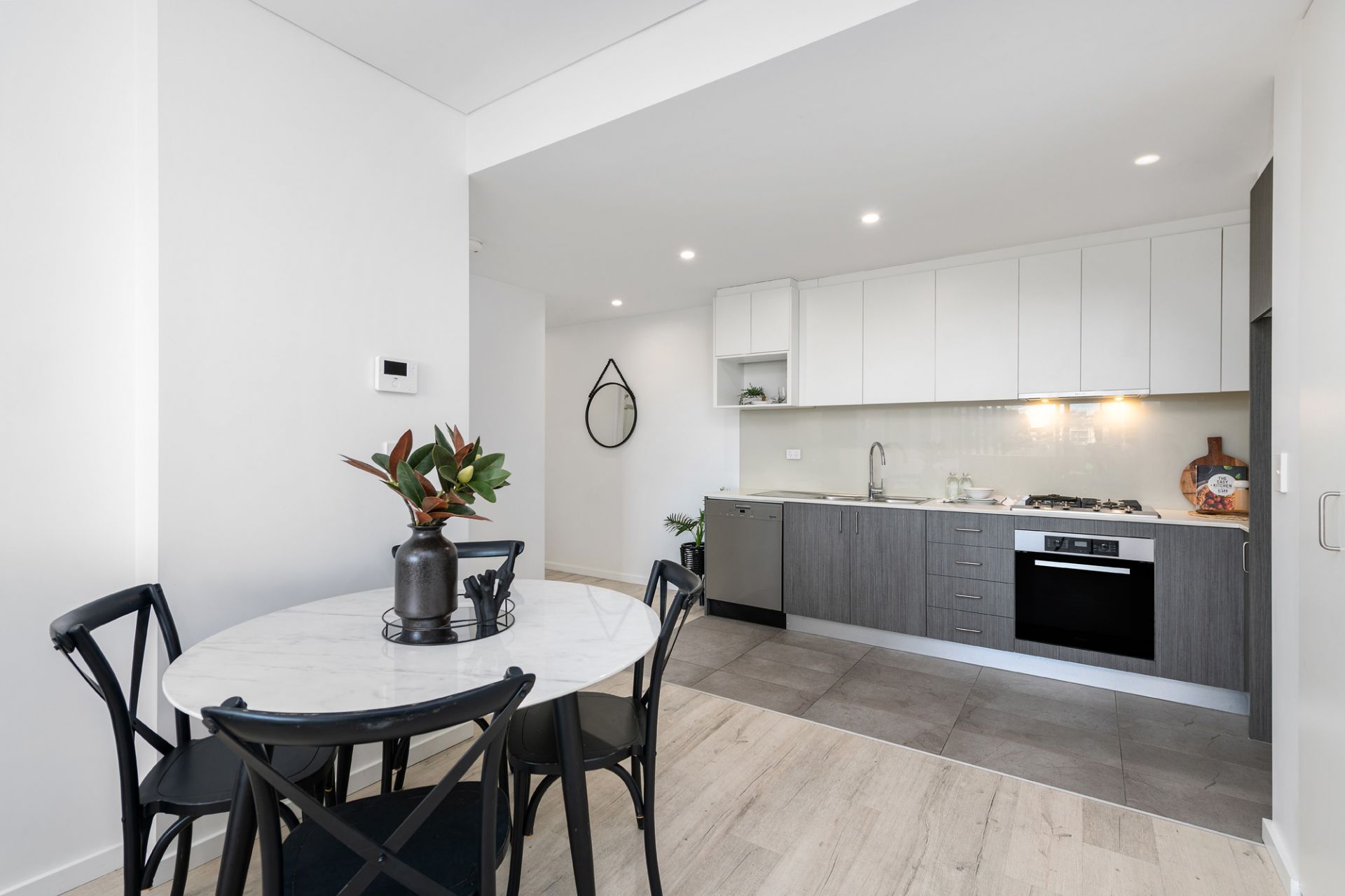 203/12-14 Mandemar Avenue, Homebush West, West - Thumbnail 5