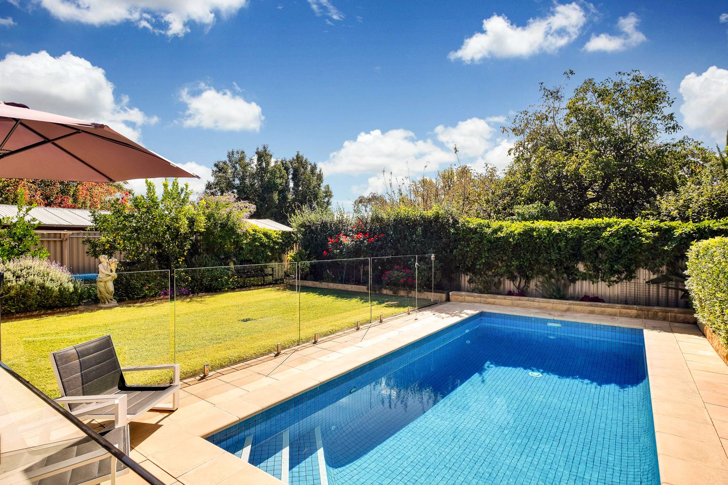 Real Estate For Sale 22 Palmer Avenue Myrtle Bank , SA