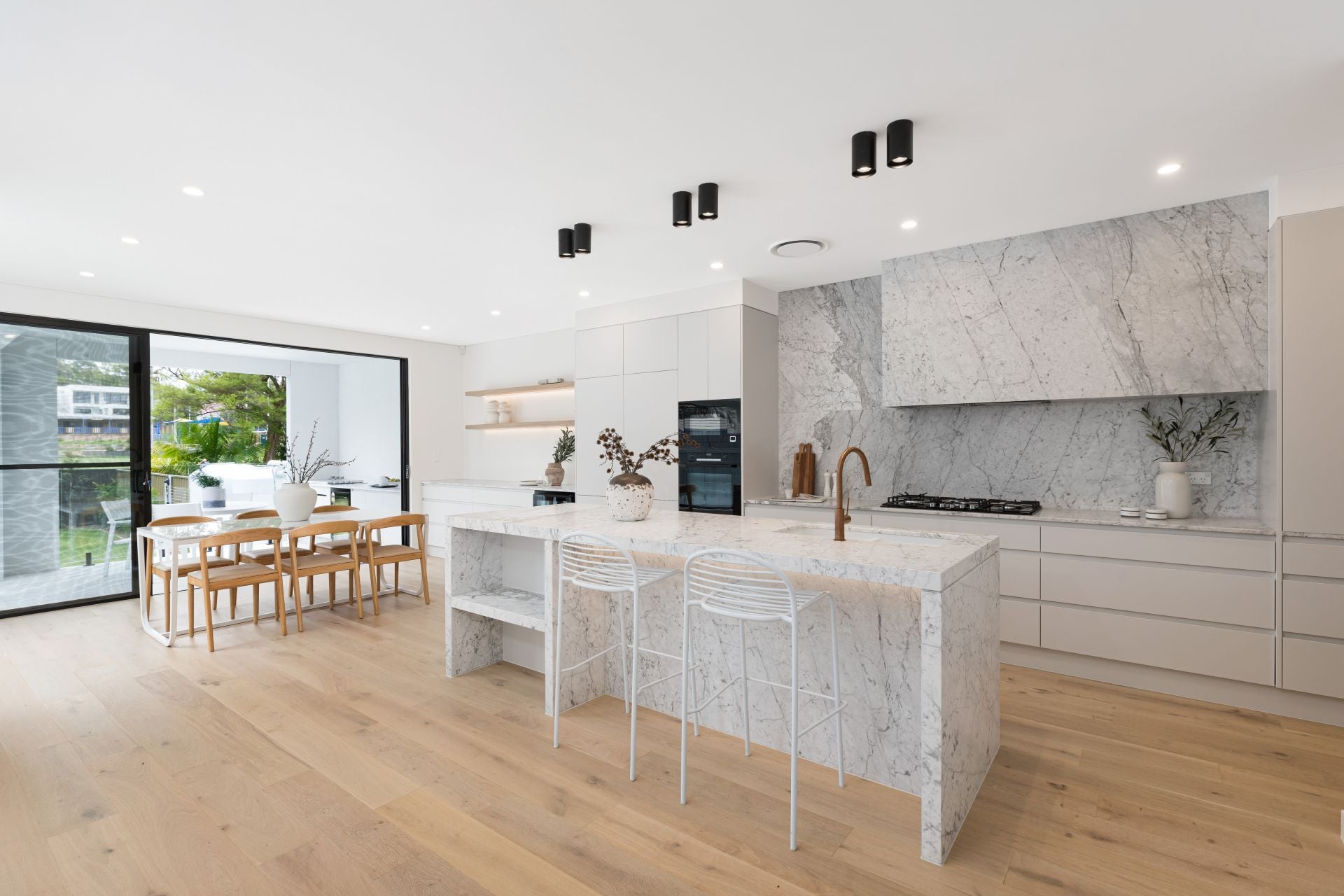 73b Gannons Road Caringbah South NSW, Caringbah South - Thumbnail 2