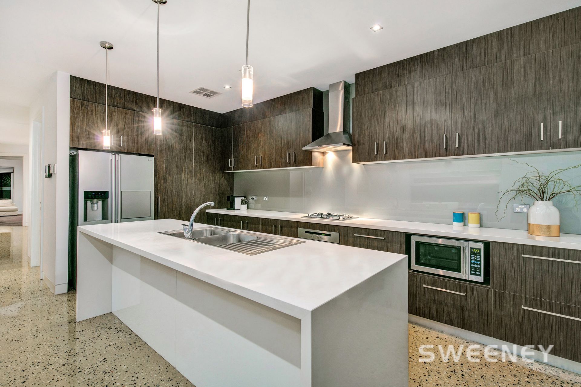 16 Delphin Avenue, Altona North - Thumbnail 5