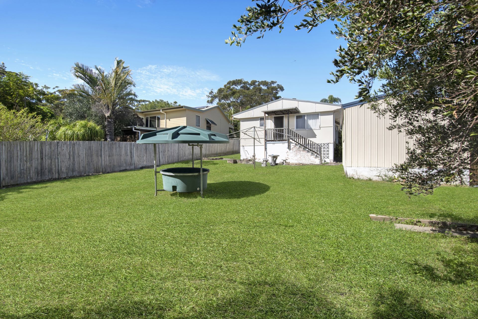 10 Toongara Avenue, Bateau Bay Whiteman Property