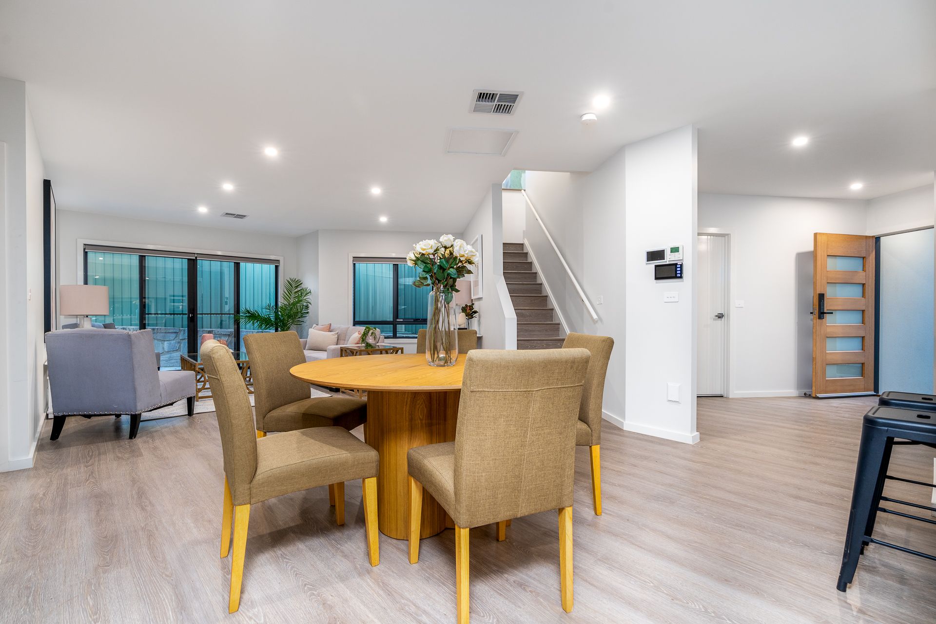 Real Estate For Sale 21B Cooney Court Charnwood , ACT