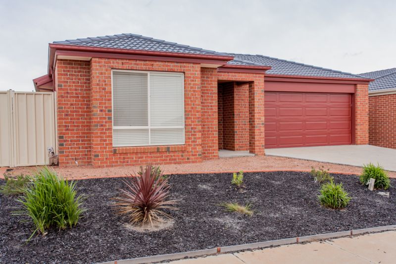 95 Halletts Way, Bacchus Marsh - Thumbnail 2
