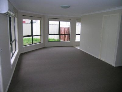 2/11A Middle Road, DEVONPORT, Devonport - Thumbnail 6