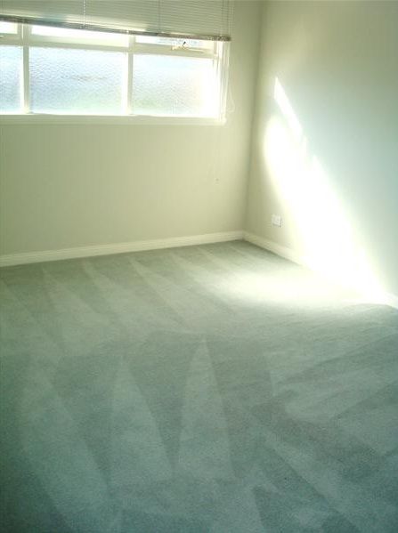 Light and Bright 3 Bedroom Townhouse