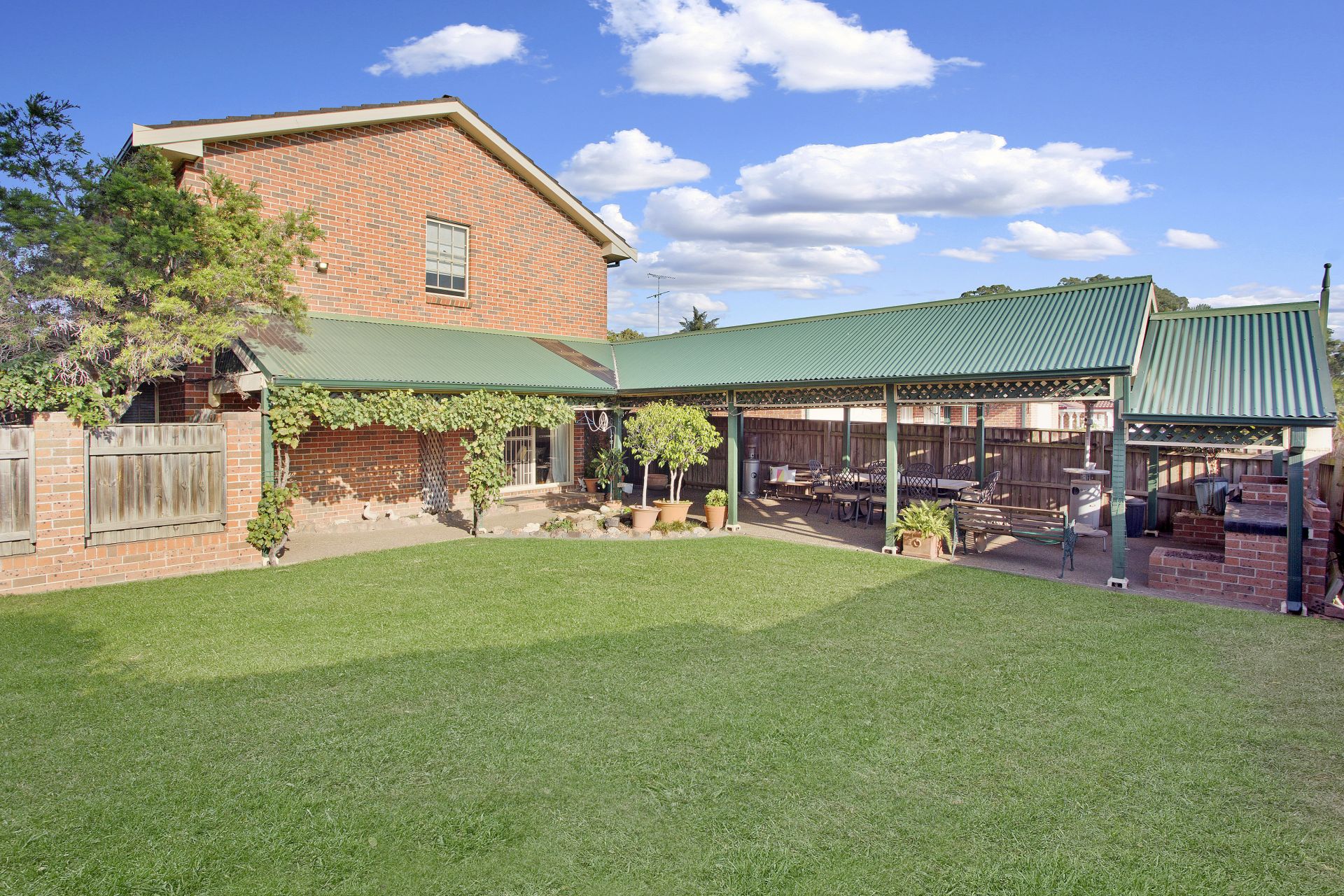 Real Estate For Lease 2 Osbert Place Acacia Gardens , NSW