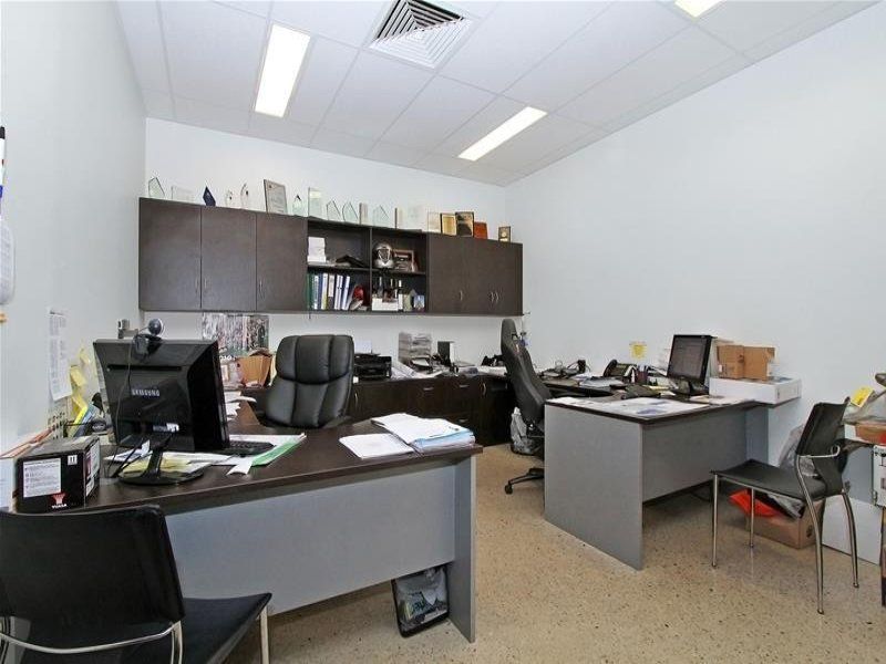 Outstanding Building in an Stand-Out Location
