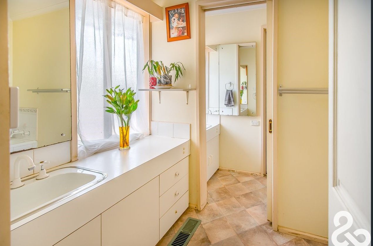 Immaculate Family Living!