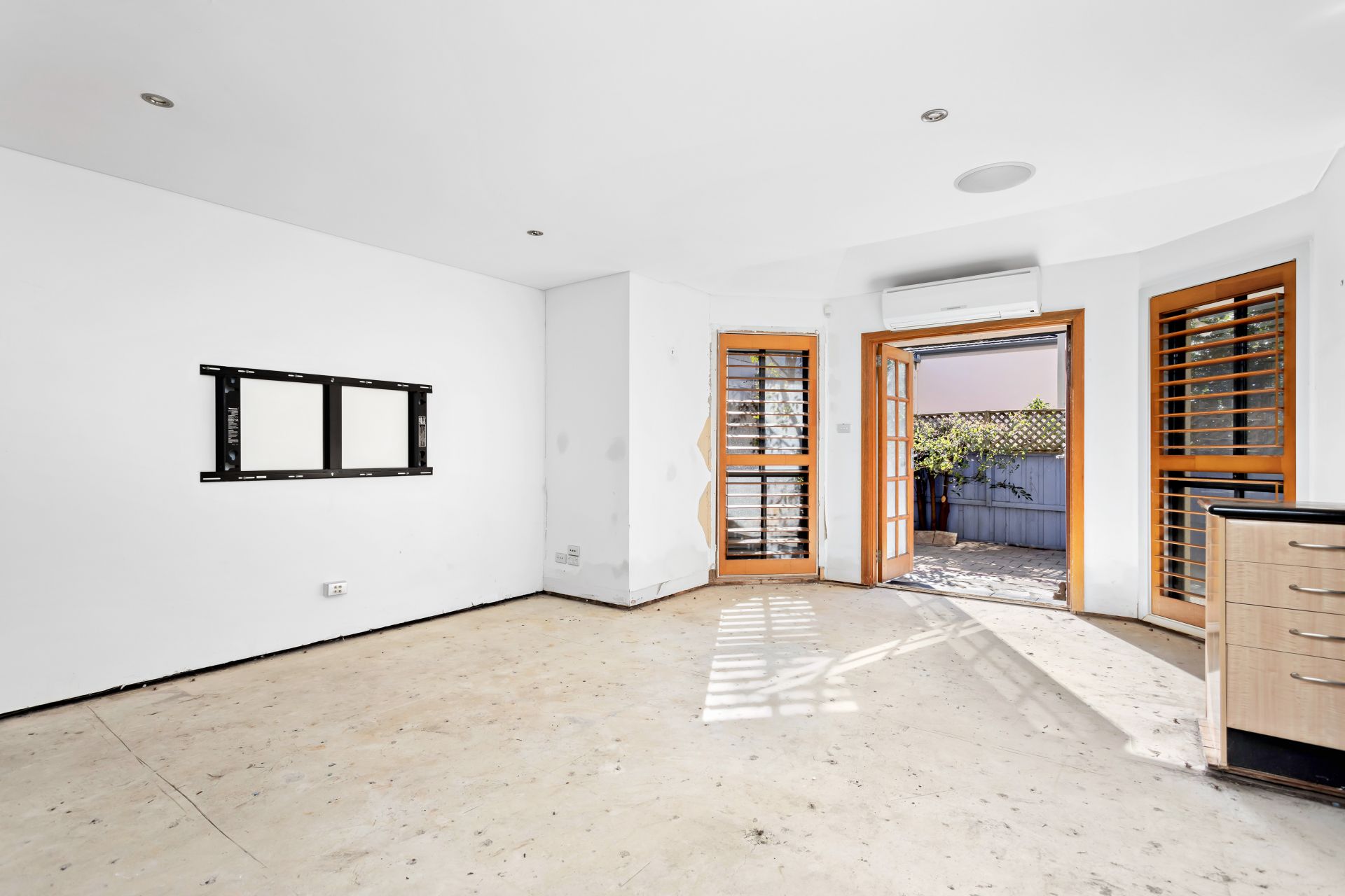 3/12-18 Kumbardang Avenue, Miranda, Miranda - Thumbnail 3