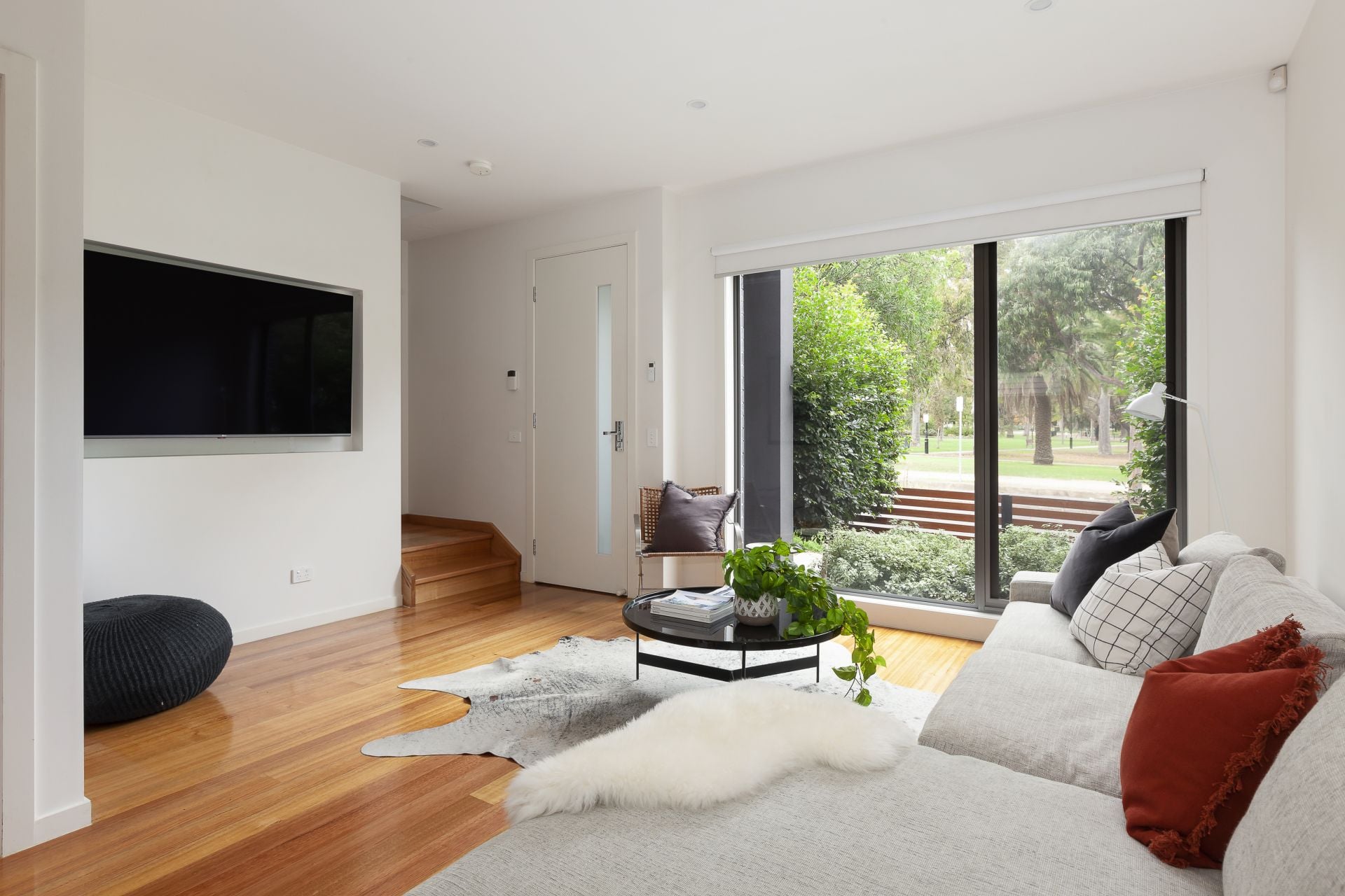 Quality Comfort, Leafy Locale