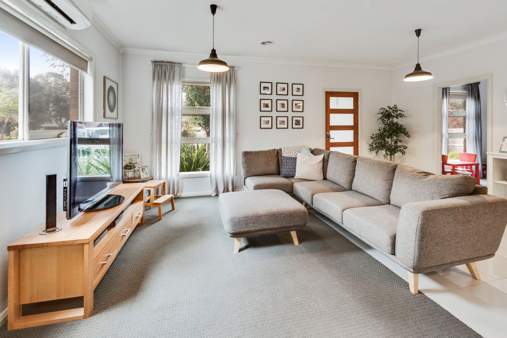 A place to call home , Street frontage, immaculate and ready!
