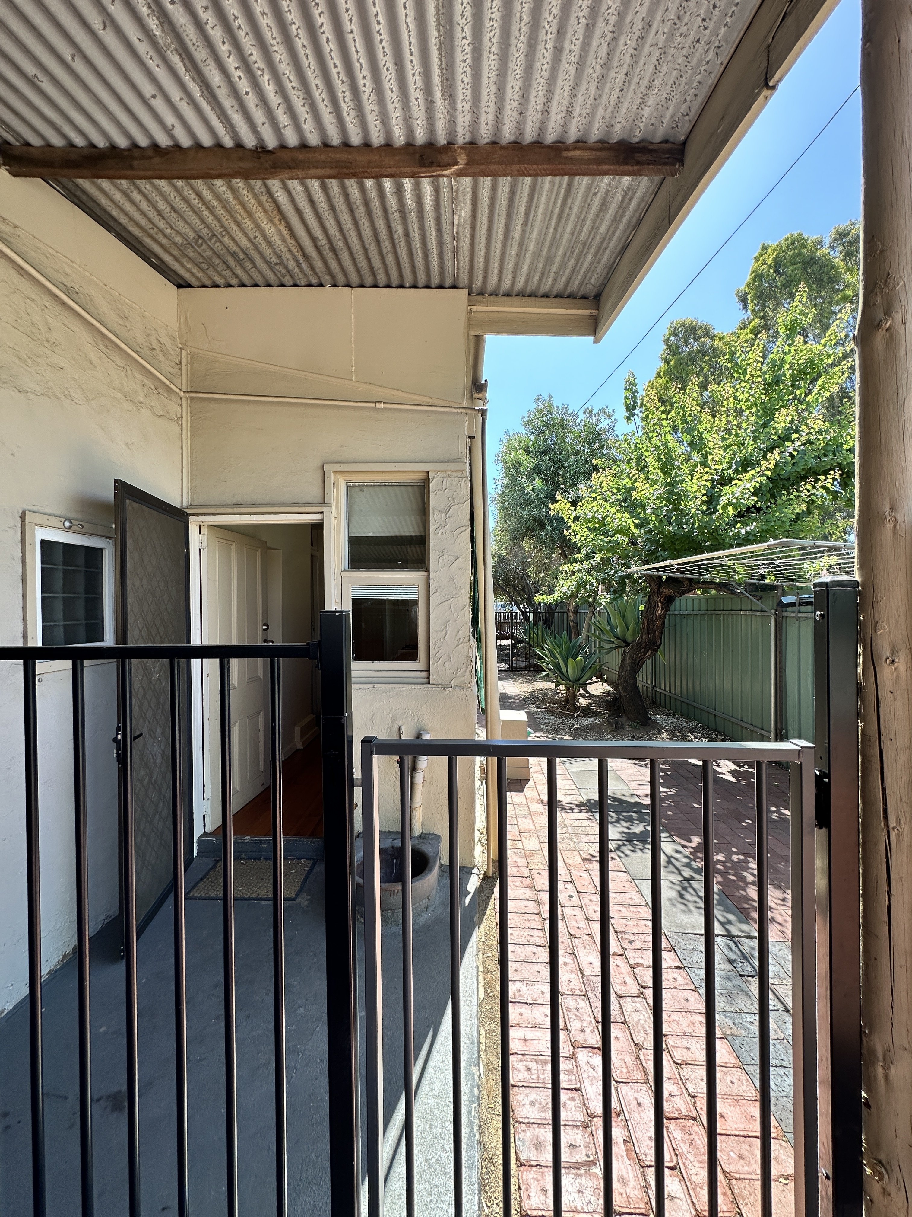 2/145 South Road Mile End 5031