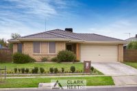 19 Harmon Drive, Drouin VIC
