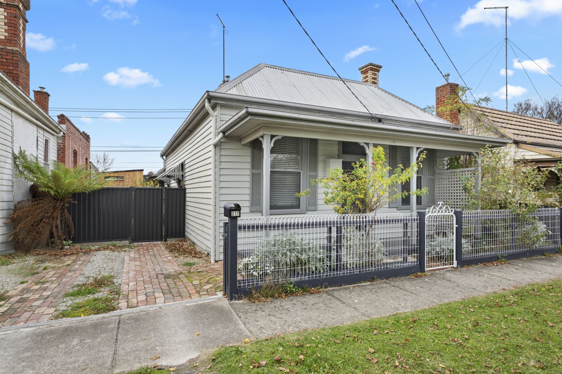 317 Doveton Street South, Ballarat Central, Ballarat Central - Thumbnail 4