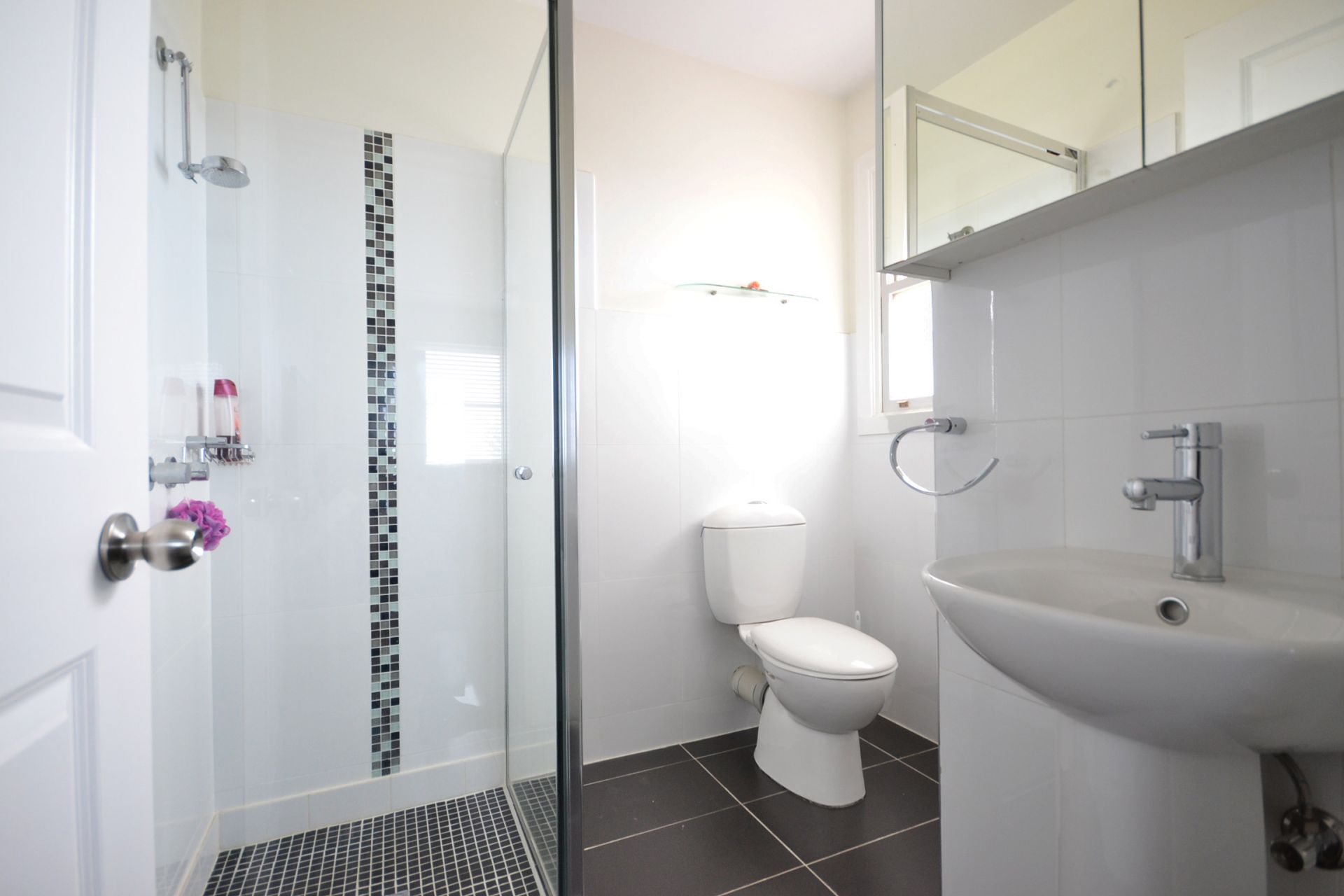 BEAUTIFULLY PRESENTED FAMILY HOME