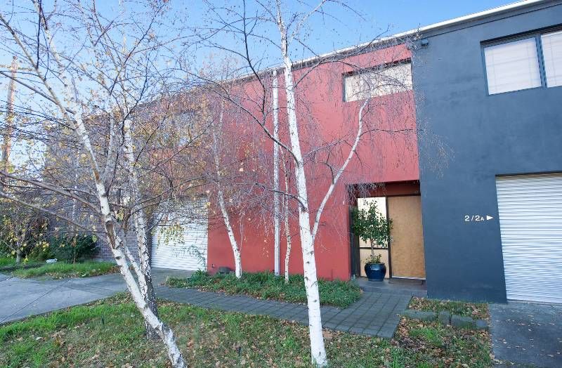 1/2a Lyons Street, Seddon - Thumbnail 2