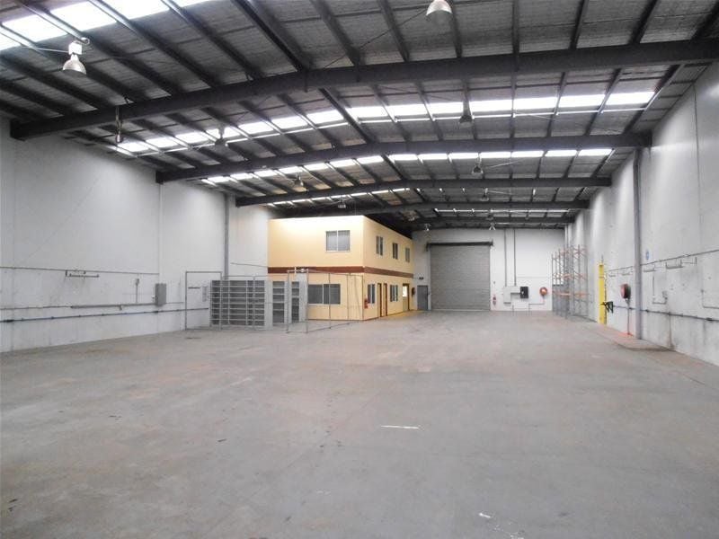 SIZE & POSITION PLUS ATTRACTIVE INCENTIVES