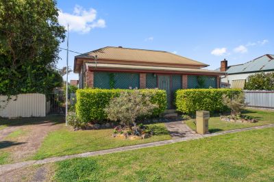 Cessnock 24 Comfort Avenue