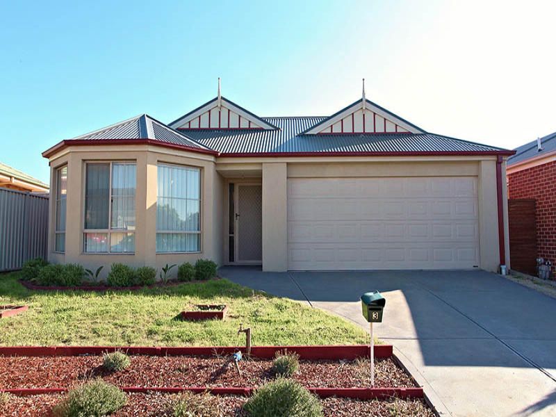 3 Osterley Close, Caroline Springs - Thumbnail 2