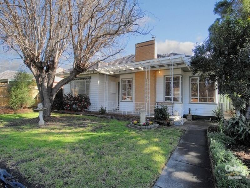 27 Delmont Avenue, Altona - Thumbnail 2
