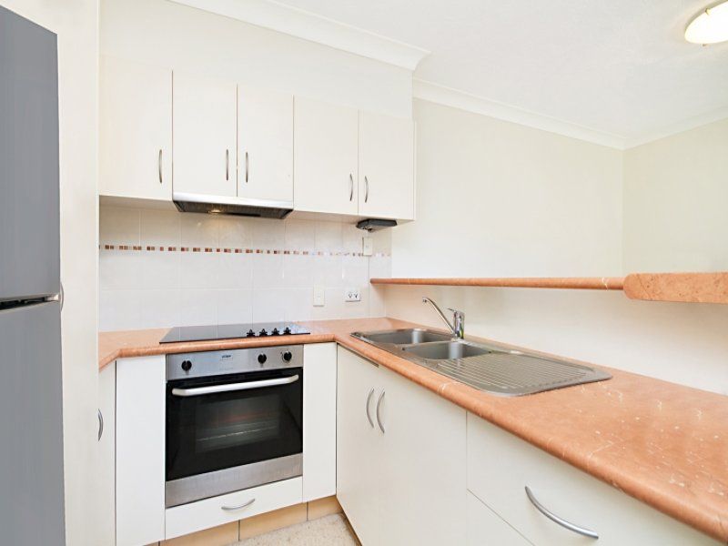8/48 Coolangatta Road KIRRA QLD, Kirra - Thumbnail 4