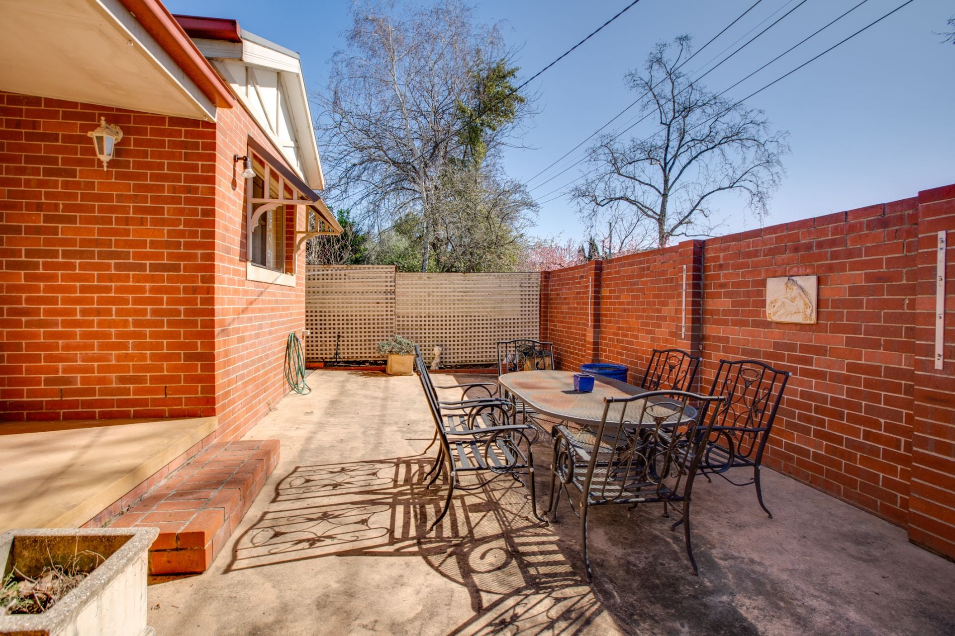 2/543 Paine Street, Albury Rudy Yonson Real Estate